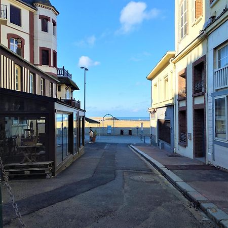 Le Capitaine Jack Διαμέρισμα Trouville-sur-Mer Εξωτερικό φωτογραφία